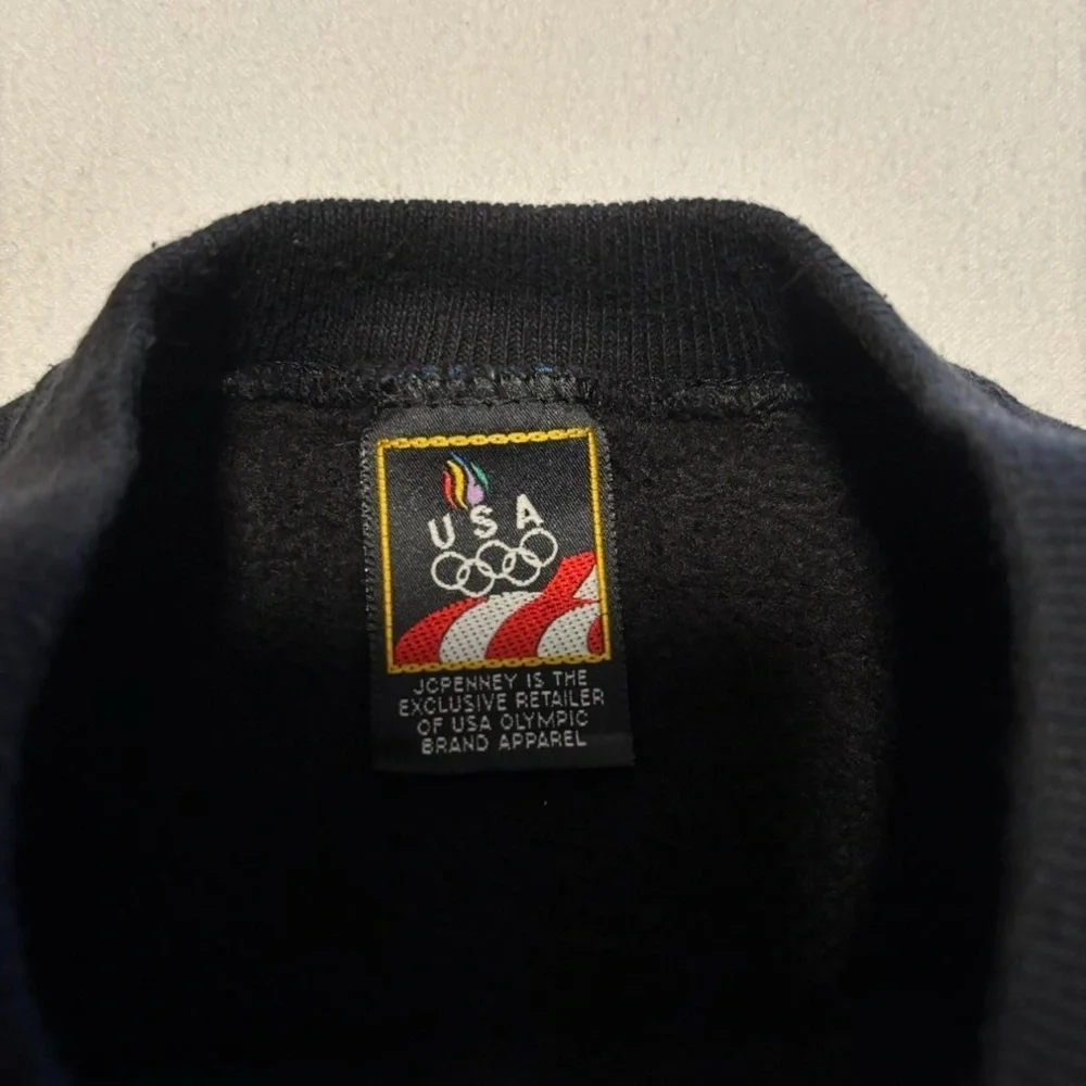VTG USA Olympics Crewneck Sweatshirt Men's Large Black w Black Embroidered Logo - Picture 4 of 5